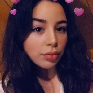 Meet your Posher, Mikayla